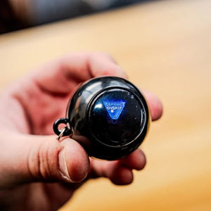 Eight Ball Keychain Mystical Magic Ball Decision Maker Prophecy Magic Ball Black 8 Props Gift Toys